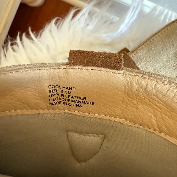 Tan and Black Western Boots, never worn . - Picture 4 of 6